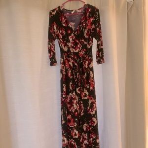 PinkBlush XL Maxi floral dress - maternity or non maternity